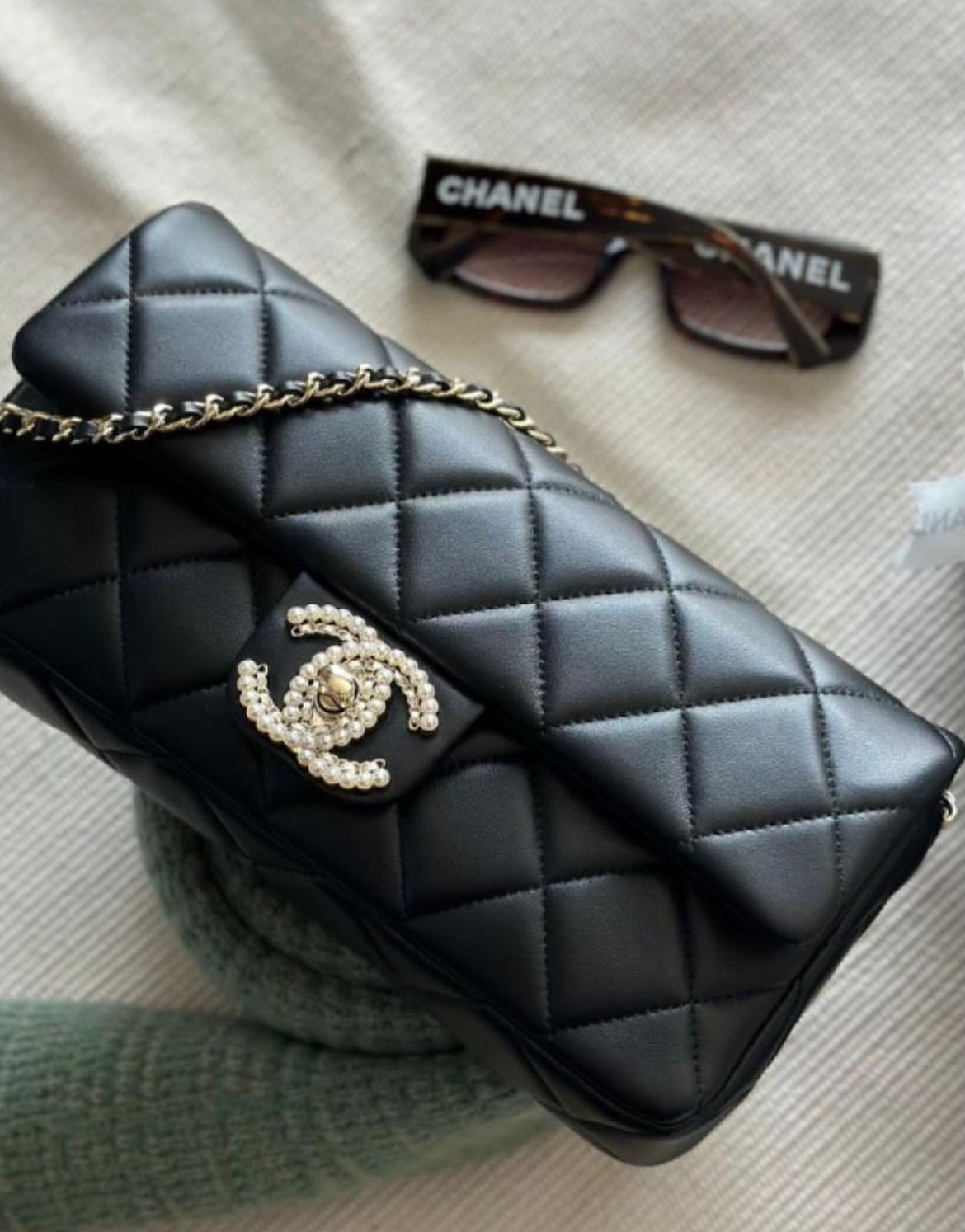 Premium Pearl Quilted Flap Bag - Black