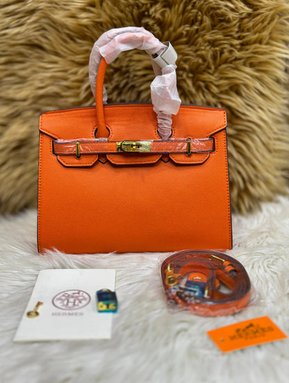Hermès Bleu Nuit Togo Birkin 25 Gold Hardware