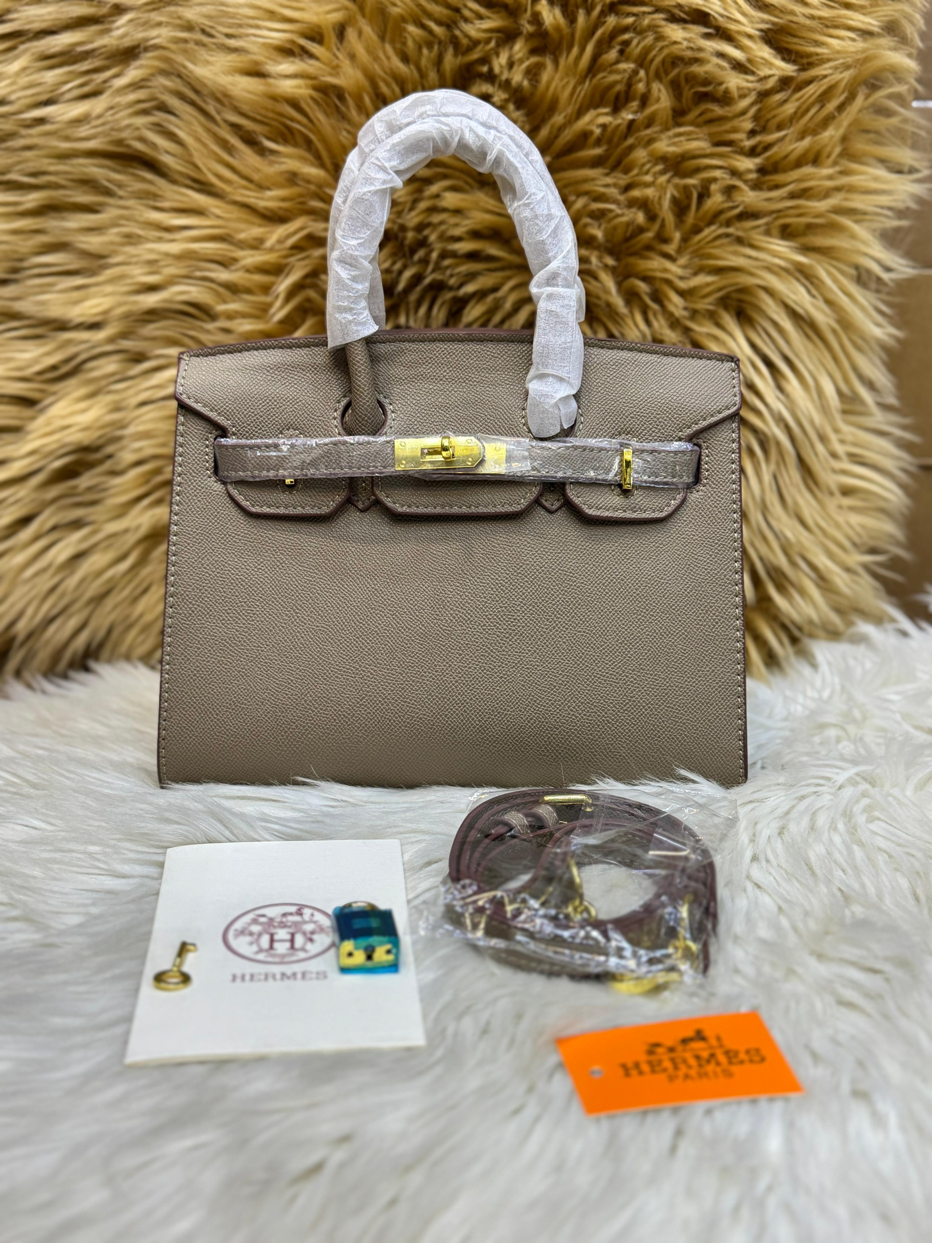 Hermès Bleu Nuit Togo Birkin 25 Gold Hardware